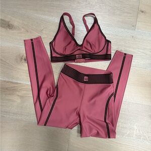 ALO Yoga Line Up Leggings Set